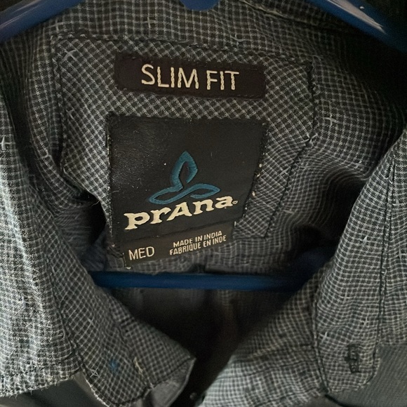 Prana button down - Picture 2 of 3